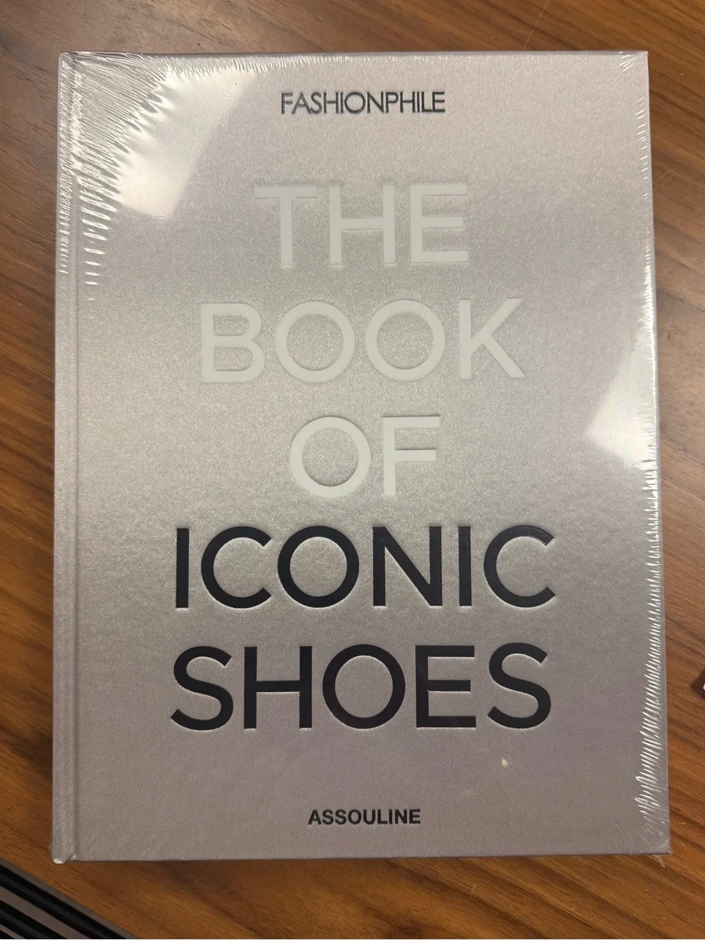 'The Book of Iconic Shoes' - Silver Hardcover